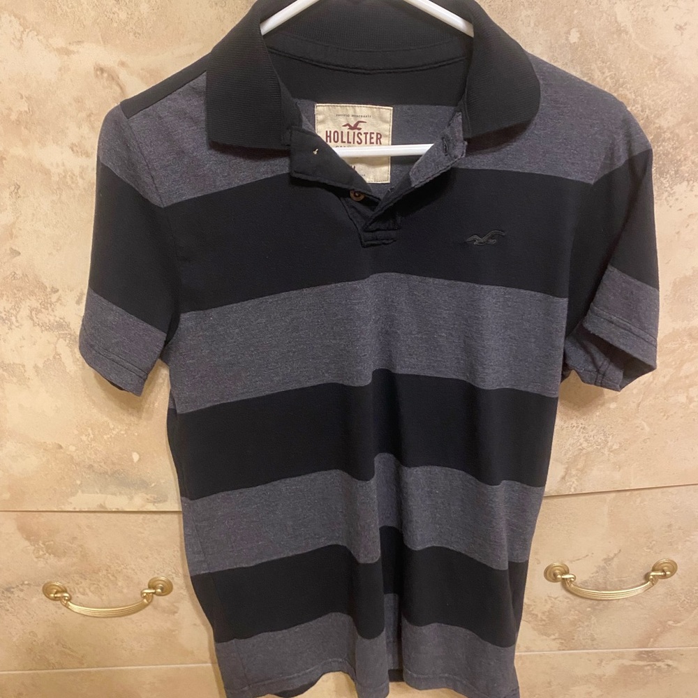 👕HOLLISTER POLO SIZE M👕